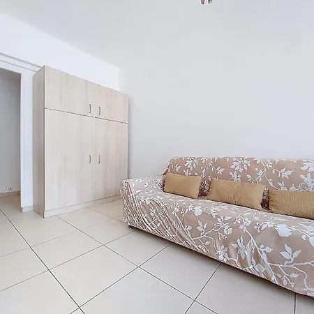 Le Veran By Interhome Apartman Nizza